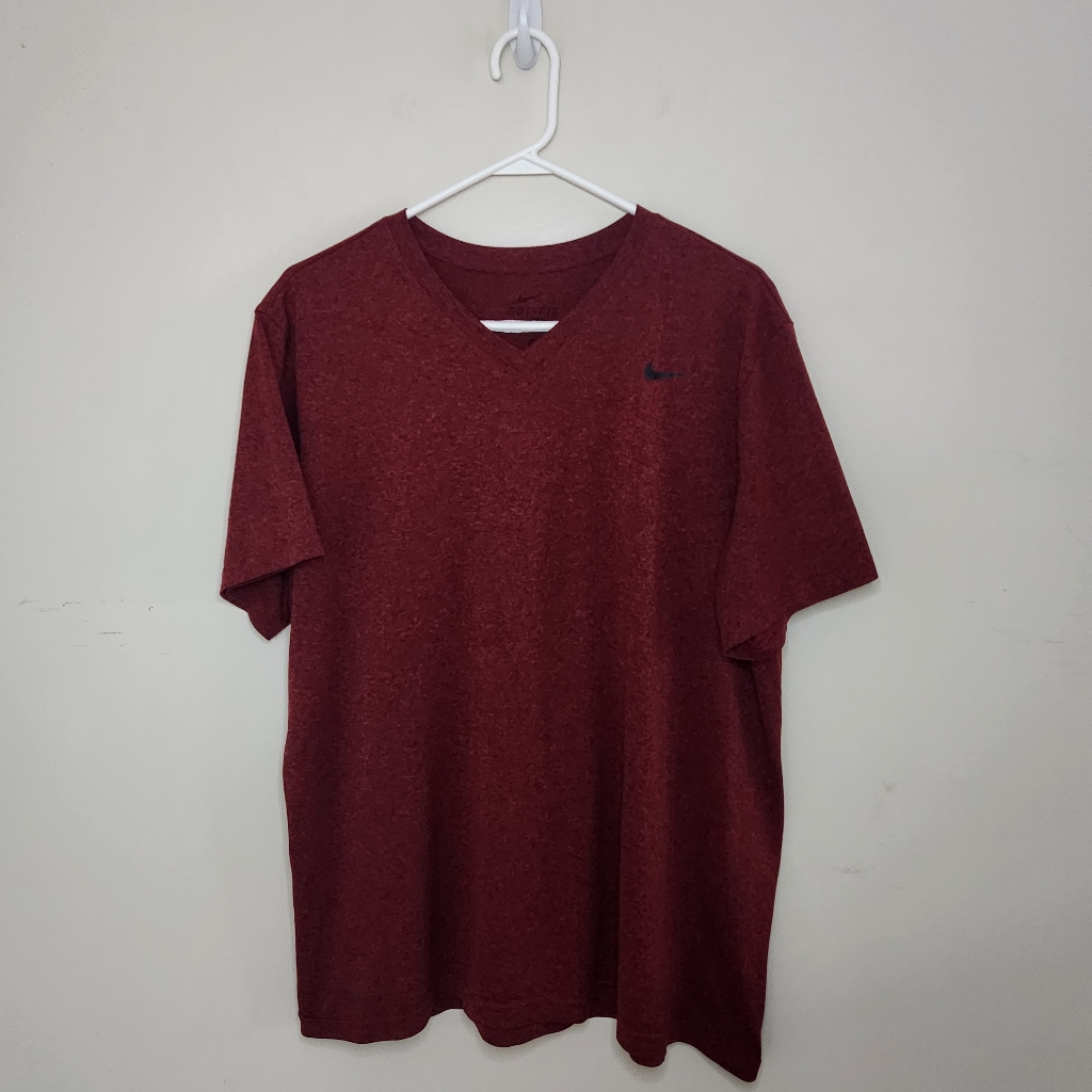 Men's Nike Burgundy Dri Fit V-Neck Athletic Shirt Sz Xl